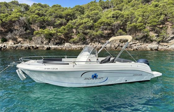 Motorboat Pacific Craft Open 625 115hp
