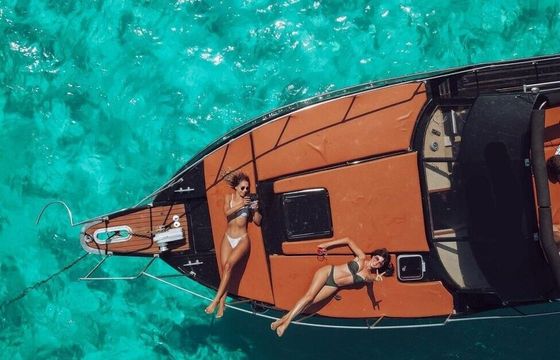 Motorboat Lambro 32 400hp