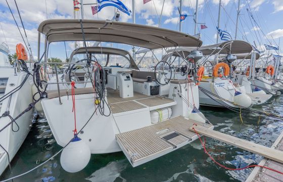 Sailboat Jeanneau Sun Odyssey 490 14.42m