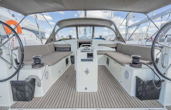 Sailboat Jeanneau Sun Odyssey 490 14.42m