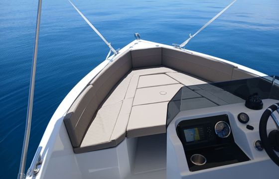 Motorboat SILVER YACHT 555 60hp