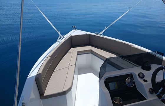 Motorboat SILVER YACHT 555 60hp