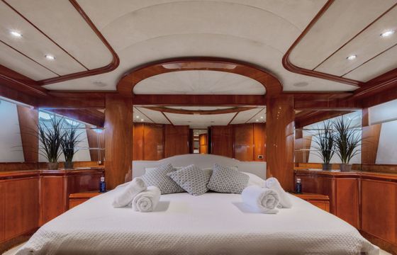 Motor yacht Astondoa 72 GLX 2400hp