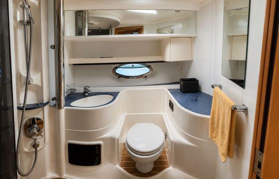 Motorboat Fairline Targa 48 960hp