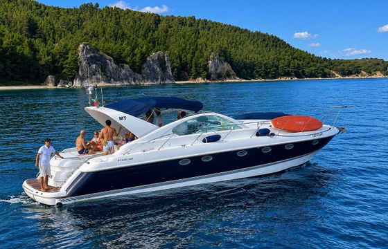 Motorboat Fairline Targa 48 960hp