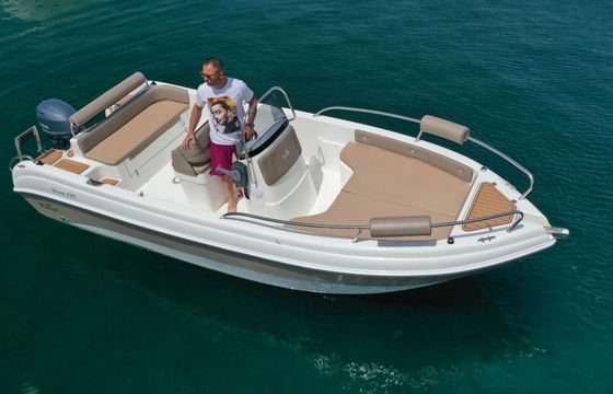 Boat without licence  Karel Ithaca 550 40hp