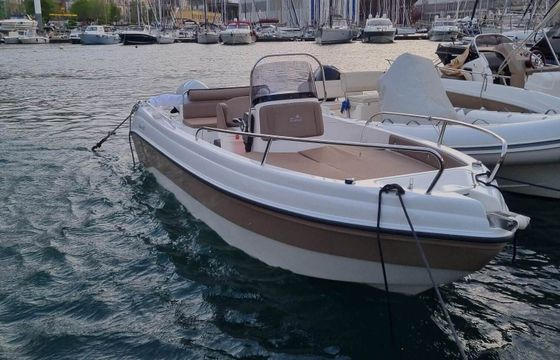 Boat without licence  Karel Ithaca 550 40hp