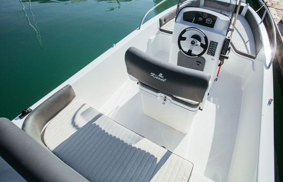 Boat without licence  Karel KAREL- 480 Xs with Yamaha 30Hp 4-stroke 30hp