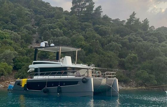 Catamaran DGYACHTS DMG 1 13.7m