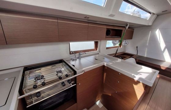 Sailboat Beneteau Oceanis 51.1 15.94m