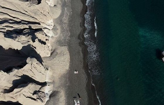 Boat without licence SANTORINI BLACK BOAT 60hp