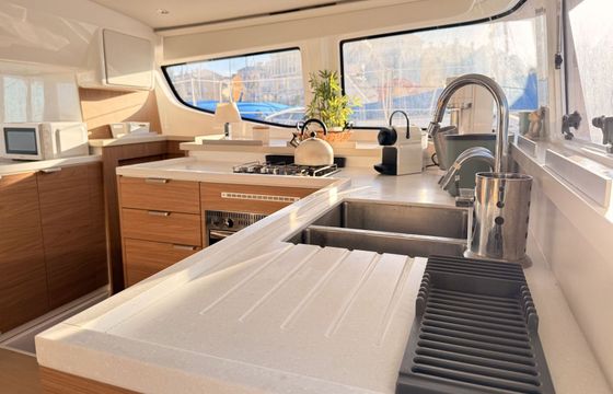 Catamaran Bali 4.4 13m