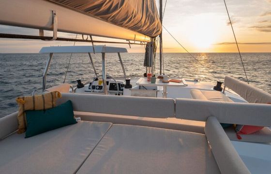 Catamaran Bali 4.4 13m