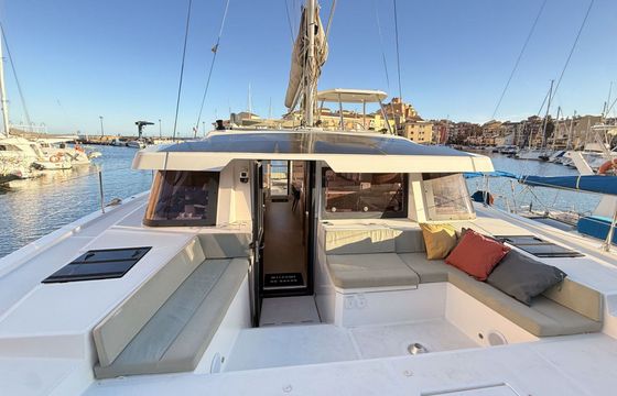 Catamaran Bali 4.4 13m