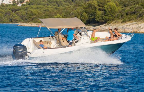 Motorboat JEANNEAU Cap Camarat 7.5 225hp
