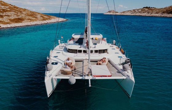Catamaran Lagoon 570 17.4m