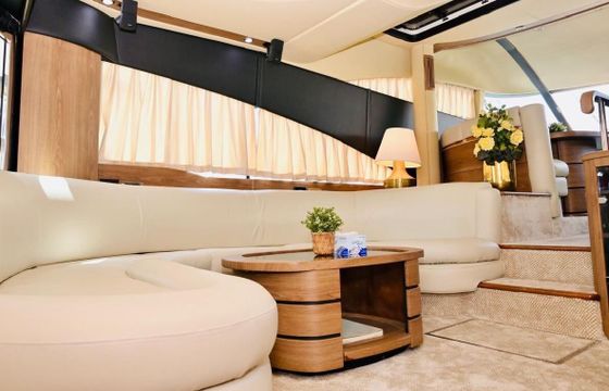 Motor yacht Fairline 65 1150hp
