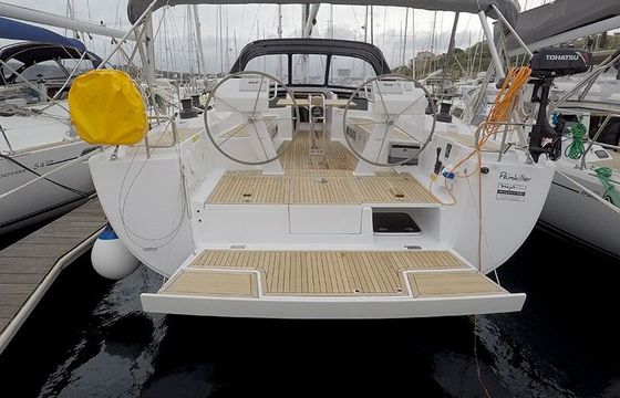 Sailboat HANSE 505 15.4m