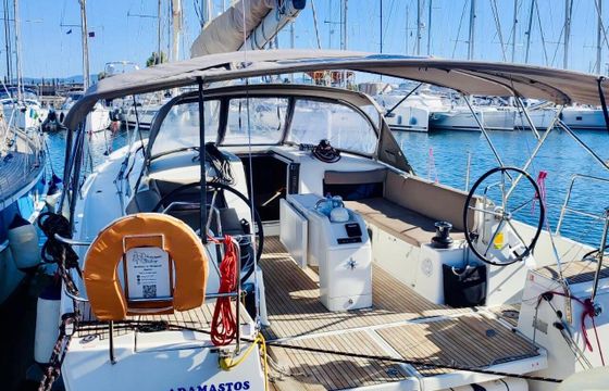 Sailboat Jeanneau Sun Odyssey 490 14m