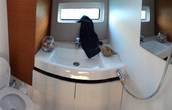Sailboat Jeanneau Sun Odyssey 490 14m