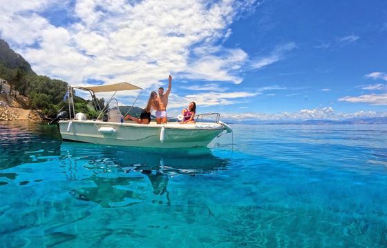 Boat without licence  Nireus 550 30hp
