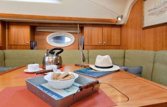 Sailboat HALF DAY PRIVATE ALL INCLUSIVE TRIP TO DIA ISLAND Elan Impression 434 13.5m