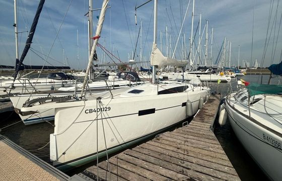 Sailboat Viko 35S 12m