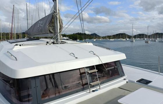 Catamaran Catana Group Bali Catsmart - 4 + 2 cab. 12m