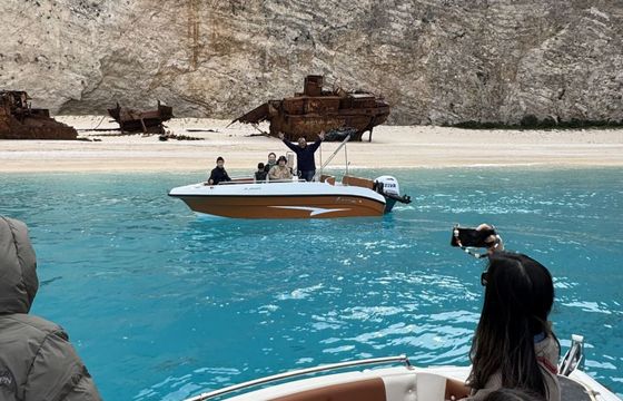 Motorboat Nireus Elegance Brand New 2025 115hp