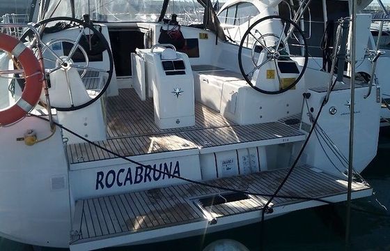 Sailboat Jeanneau Sun Odyssey 410 12.35m