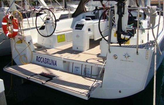 Sailboat Jeanneau Sun Odyssey 410 12.35m