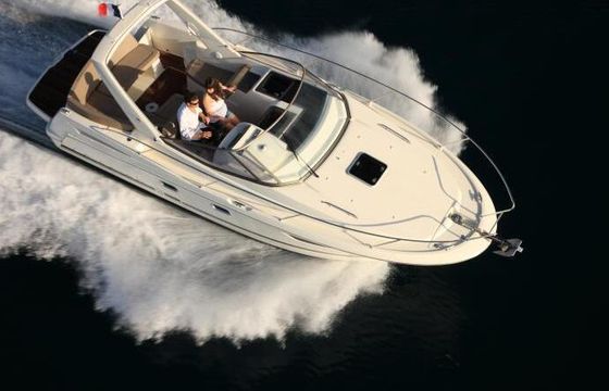 Motorboat Jeanneau Leader 8 320hp