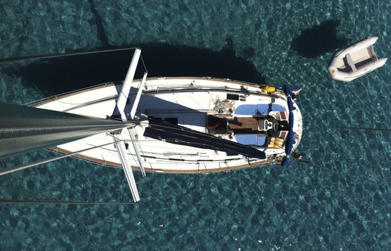 Sailboat Bavaria 42 13m