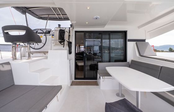 Catamaran Lagoon Lagoon 42 12.8m
