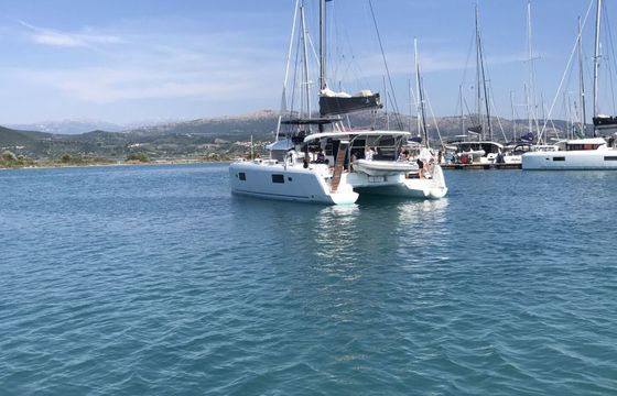 Catamaran Lagoon Lagoon 42 12.8m