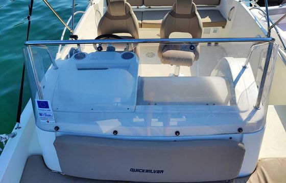 Motorboat QUICKSILVER 675 675 ACTIV OPEN 150hp