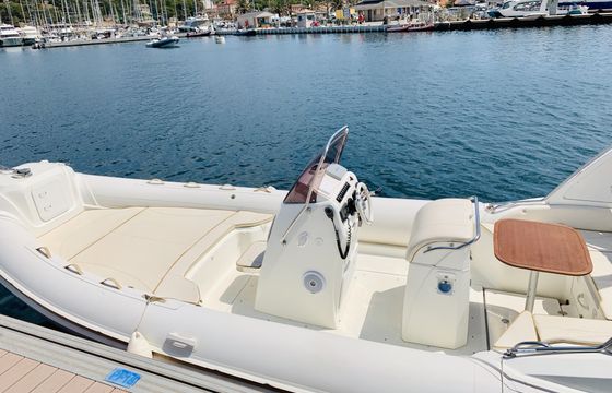 RIB Nuova Jolly Prince 23 250hp