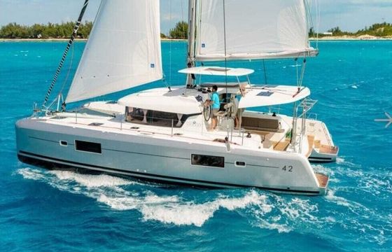 Catamaran Queen Lagoon 42 12.8m