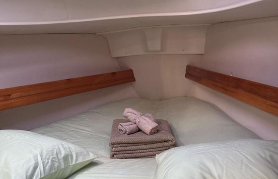 Sailboat Bavaria Cruiser 30 10m