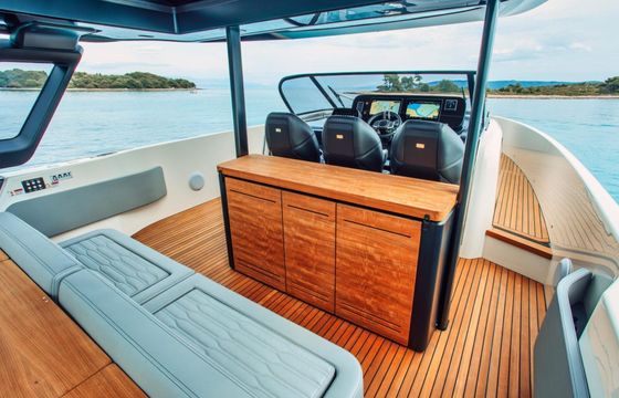Motorboat Cranchi A46 960hp
