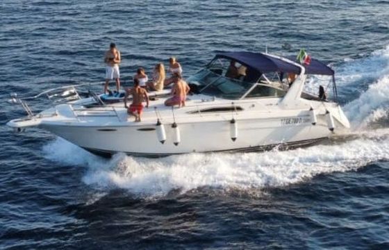 Motorboat Sea Ray 360 600hp