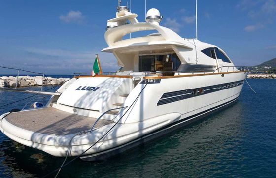 Motor yacht Cerri 86S 4000hp