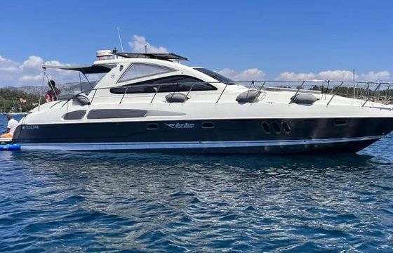 Motorboat Airon Marine 4300 Ttop 640hp