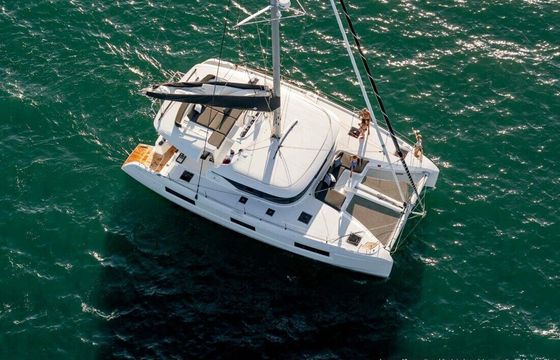 Catamaran Lagoon-Bénéteau Lagoon 46 - 4 + 2 cab. 13m