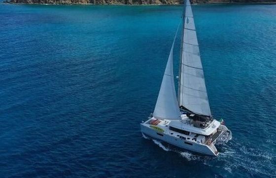 Catamaran Lagoon 560 18m