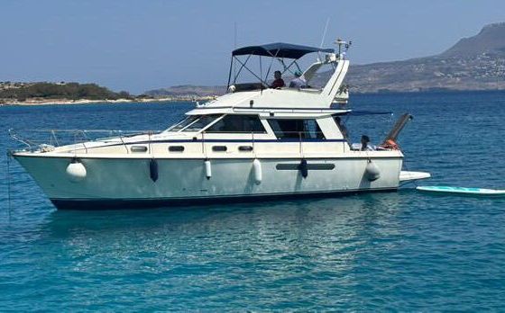 Motorboat PRINCESS 385 FLY 612hp