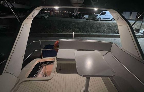 Motorboat PRINCESS 385 FLY 612hp
