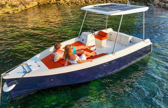 Boat without licence  Lagoon 55 6hp