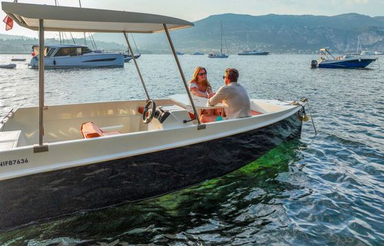 Boat without licence  Lagoon 55 6hp