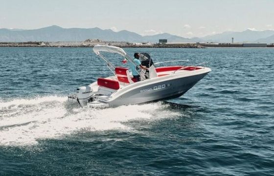 Motorboat Barqa Q20 100hp